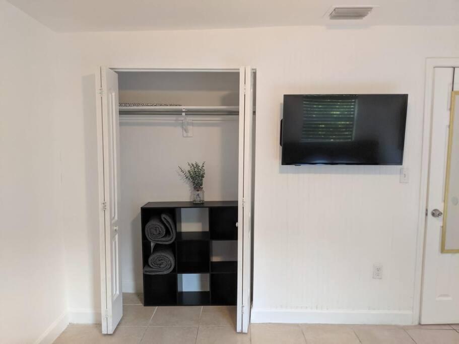 3 Bedroom Miami Home 15 Minutes To The Beach Eksteriør billede
