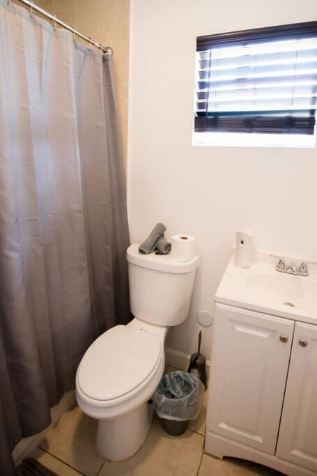 3 Bedroom Miami Home 15 Minutes To The Beach Eksteriør billede